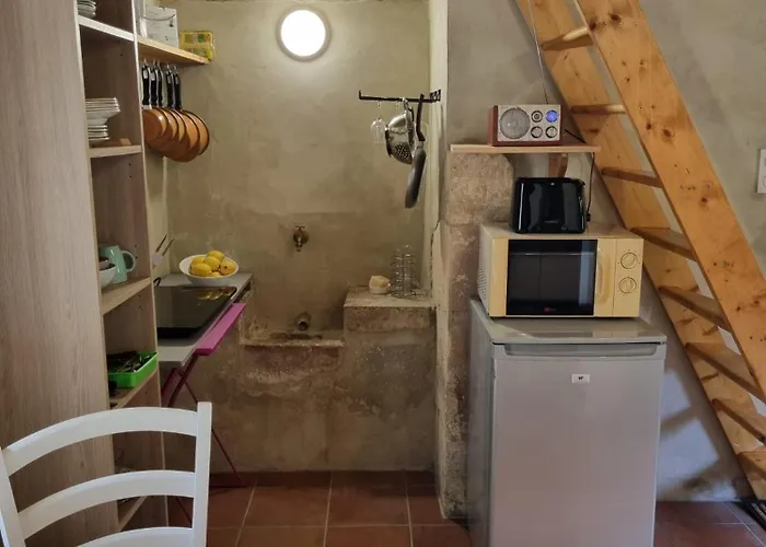 Maisonnette Dans Village Médiéval - 2 Pers - Piscine Privée&jardin *