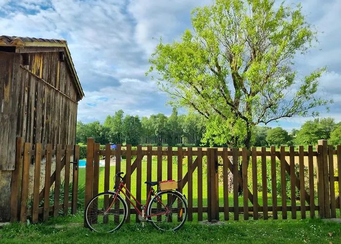 Maisonnette Dans Village Médiéval - 2 Pers - Piscine Privée&jardin Hébergement de vacances Fourcès