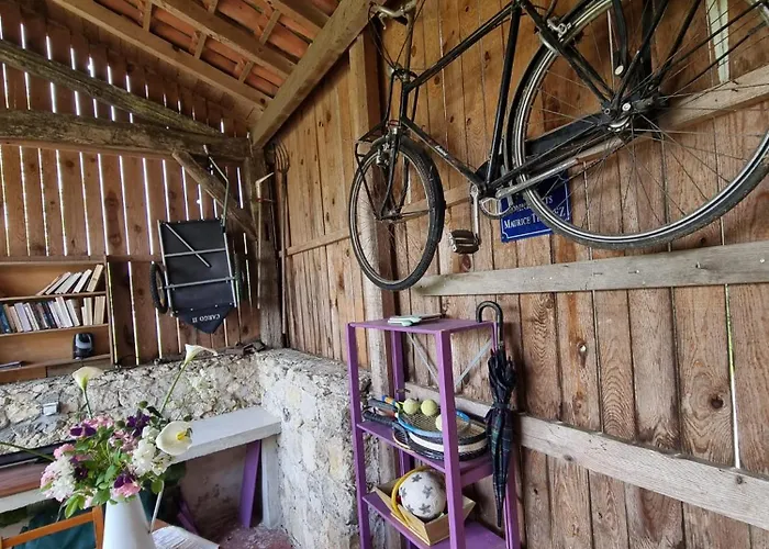 Hébergement de vacances Maisonnette Dans Village Médiéval - 2 Pers - Piscine Privée&jardin